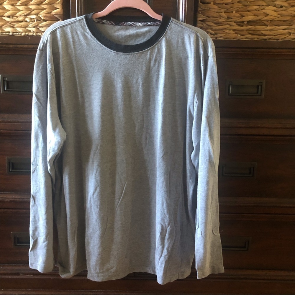 black & gray long sleeve sleep shirt in size L